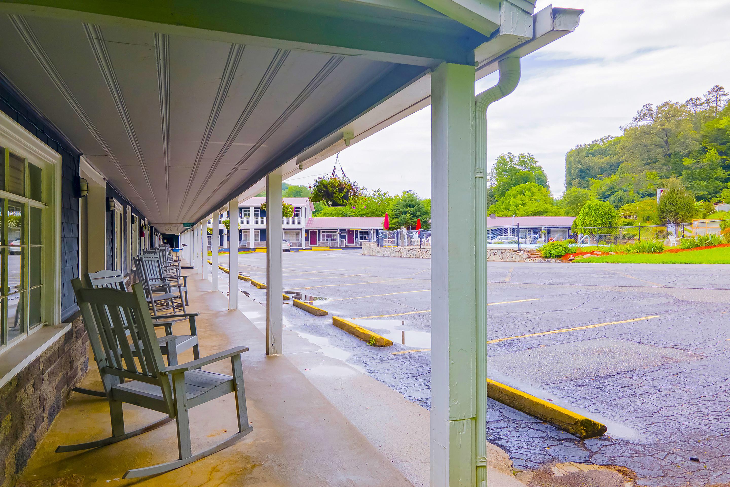 Lloyd'S On The River Country Inn By Oyo Bryson City Eksteriør bilde