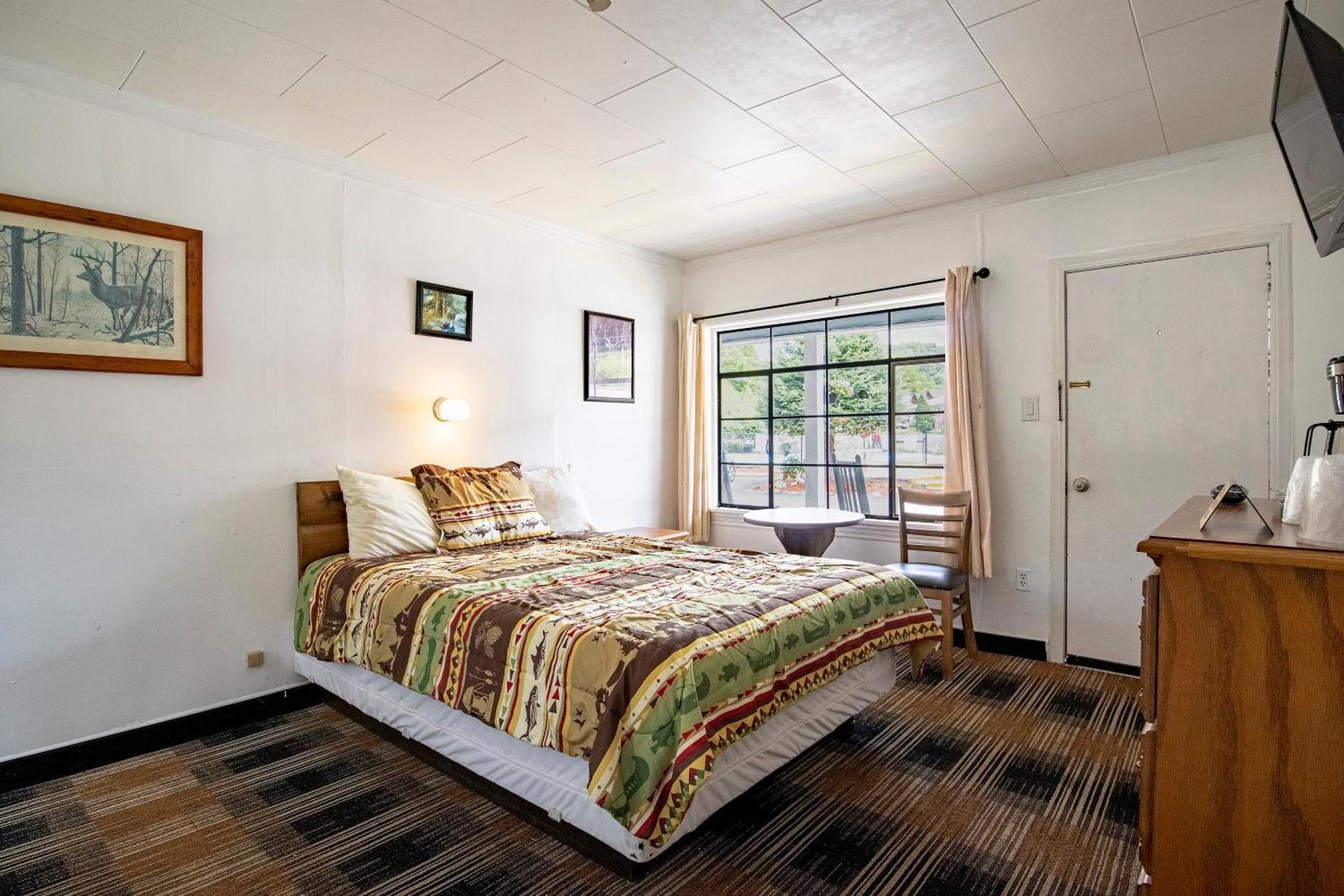Lloyd'S On The River Country Inn By Oyo Bryson City Eksteriør bilde