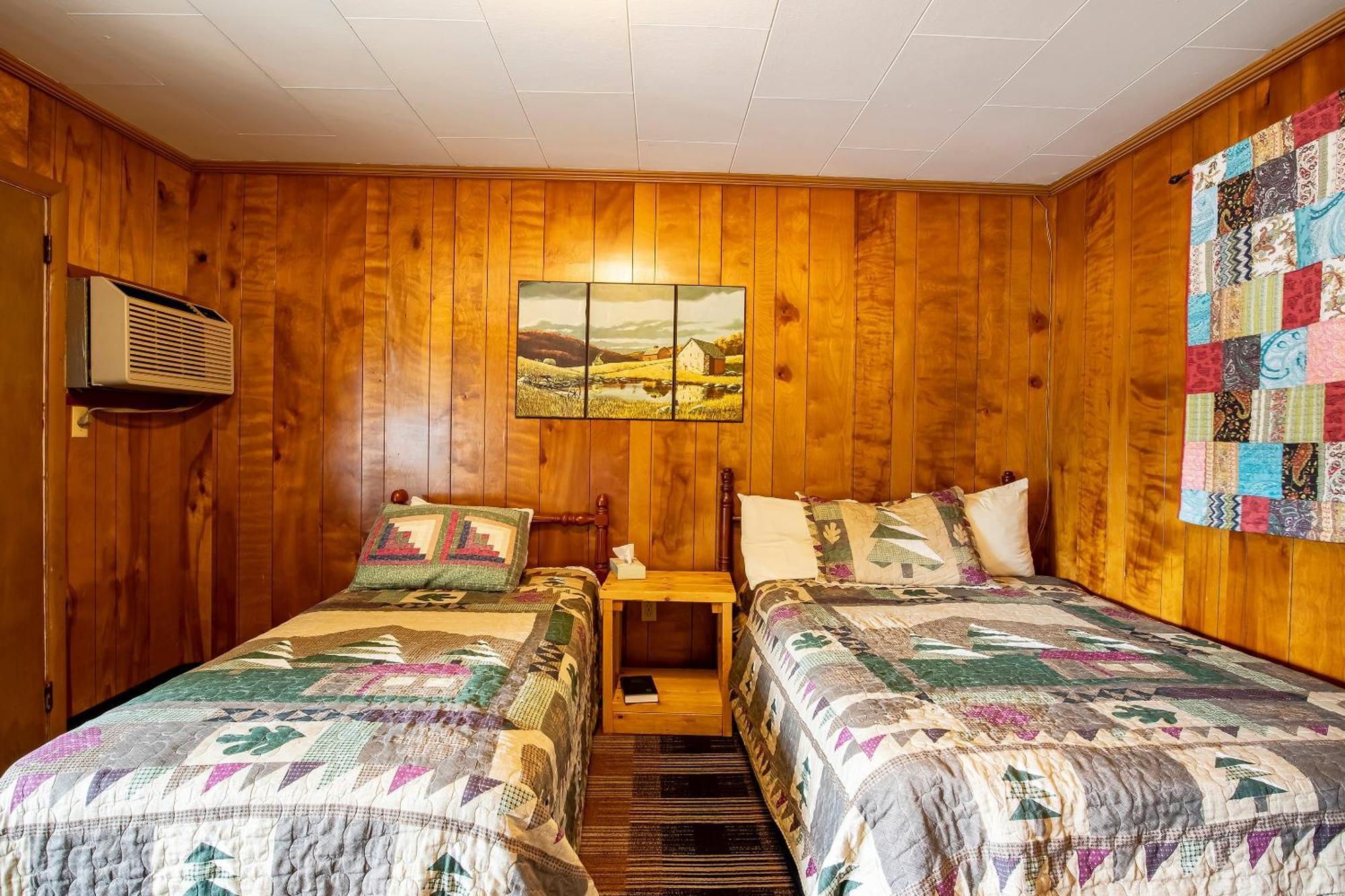 Lloyd'S On The River Country Inn By Oyo Bryson City Eksteriør bilde