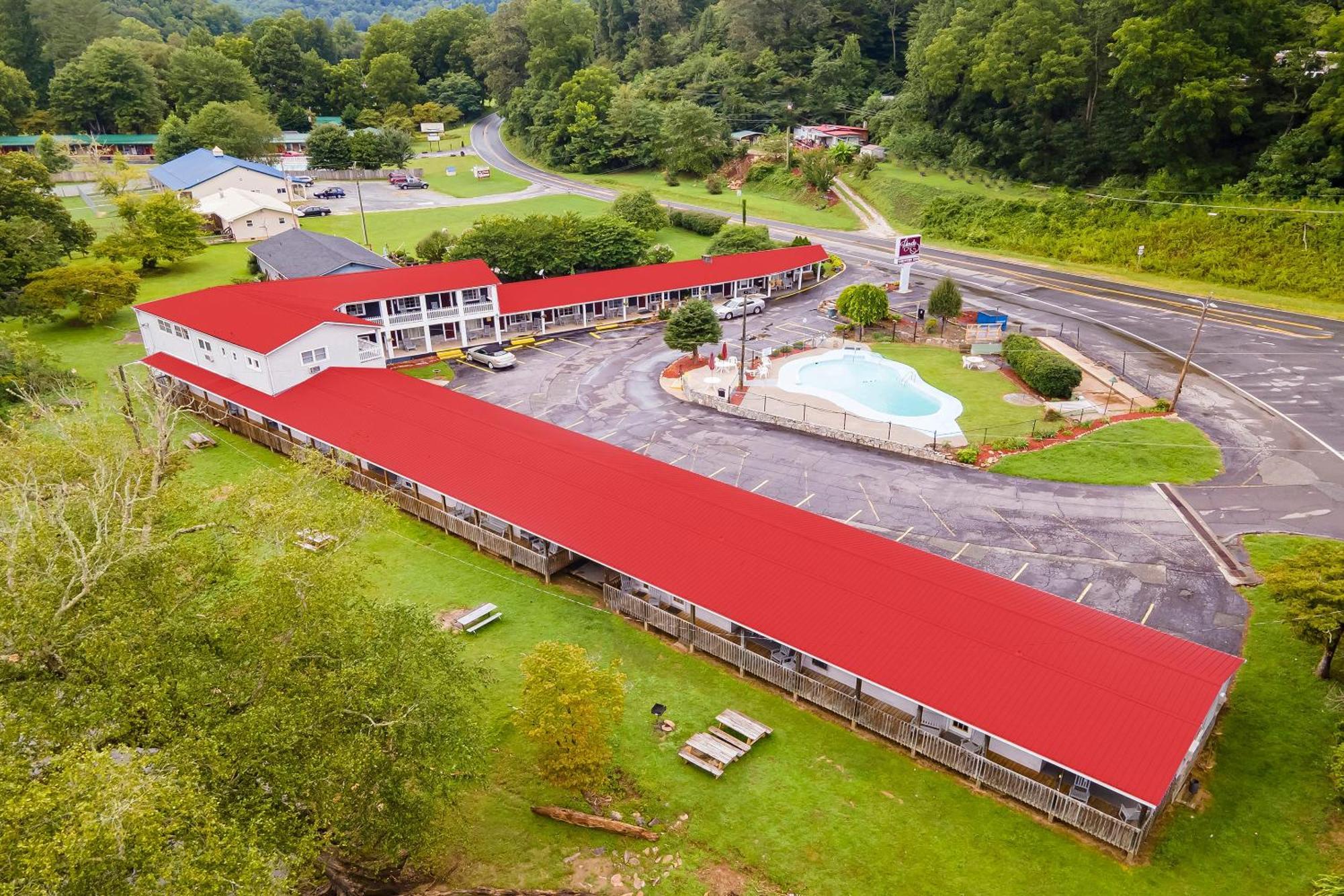 Lloyd'S On The River Country Inn By Oyo Bryson City Eksteriør bilde