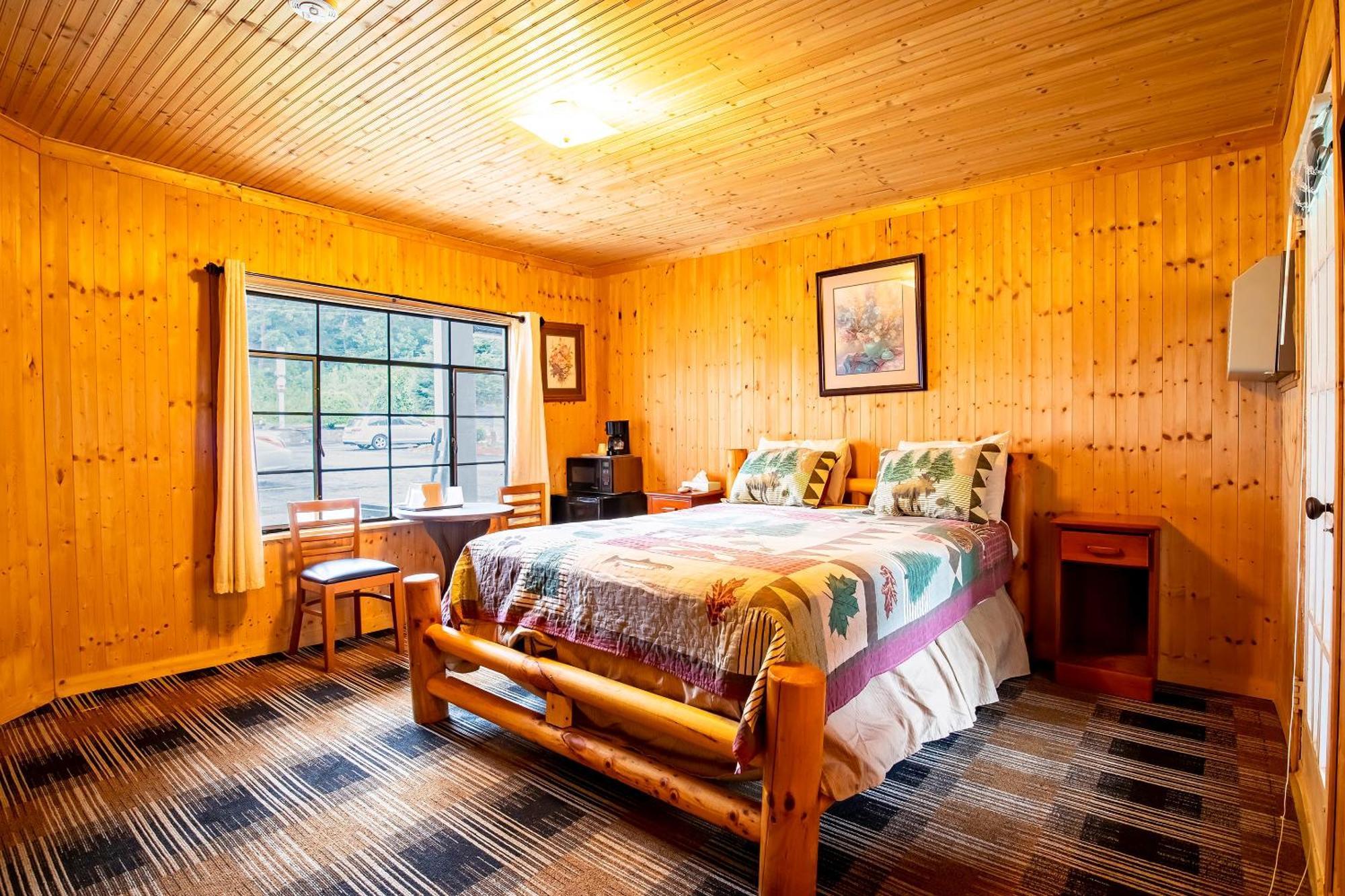 Lloyd'S On The River Country Inn By Oyo Bryson City Eksteriør bilde